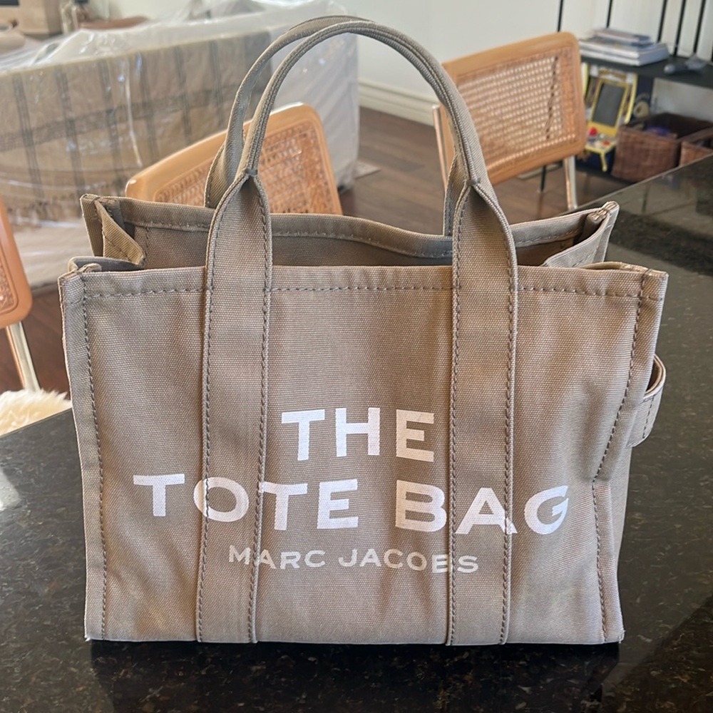 Marc Jacobs The Tote Bag